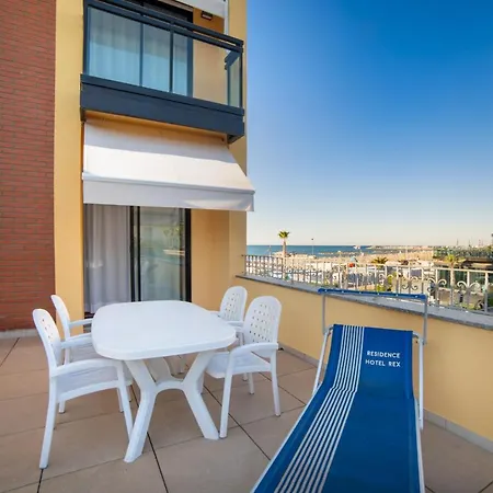 Rex מלון דירות