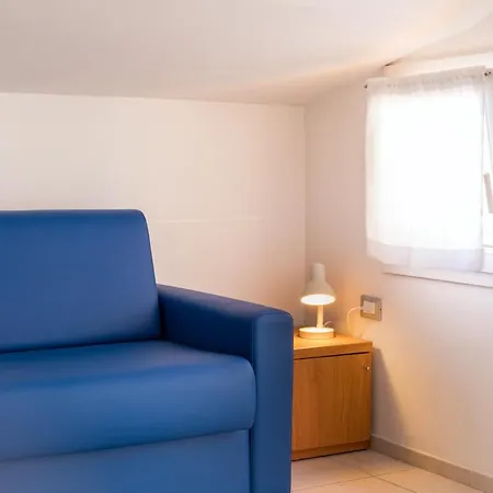 מלון דירות Rex