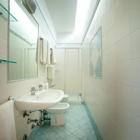 מלון דירות Rex קאטוליקה