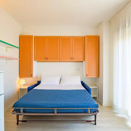 Aparthotel Rex 3*